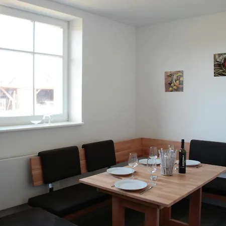 Ferienzeit Zirtow Apartmán Wesenberg
